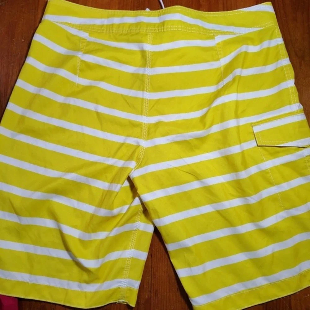 2 Board Shorts Old Navy swimwear‎ Yellow Blue Red Stripes Trunks surfing beach